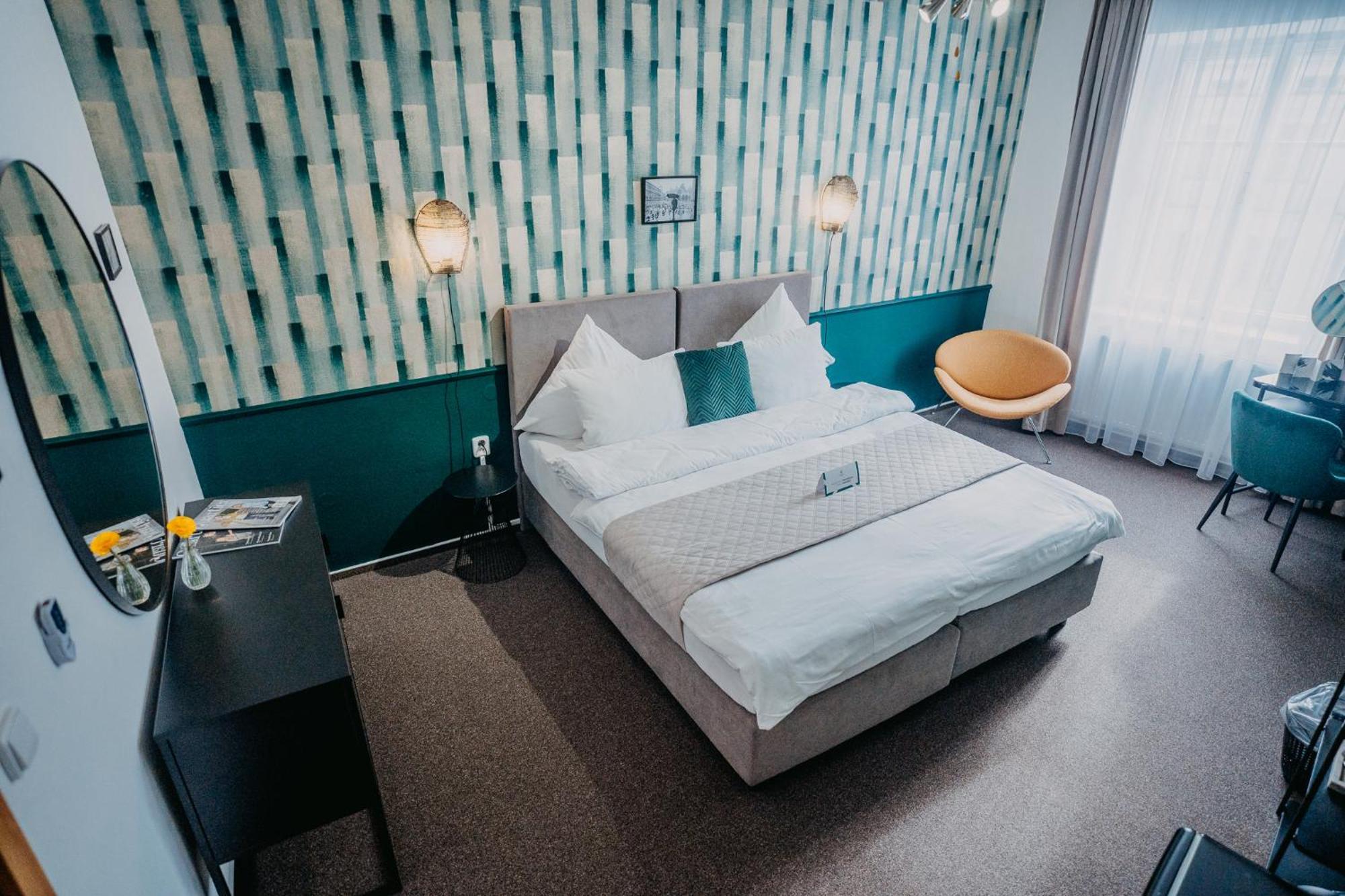 House Hotel Hradec Kralove Exterior photo